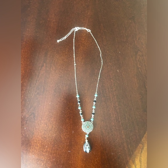 Vintage Jewelry - Vintage Delicate Turquoise Black and Silver Filigree Pendant Necklace